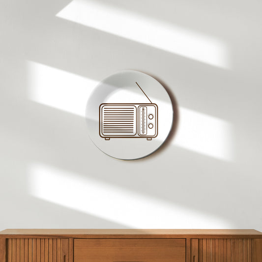 Retro Waves Vintage Radio With Antena Decorative Wall Plate