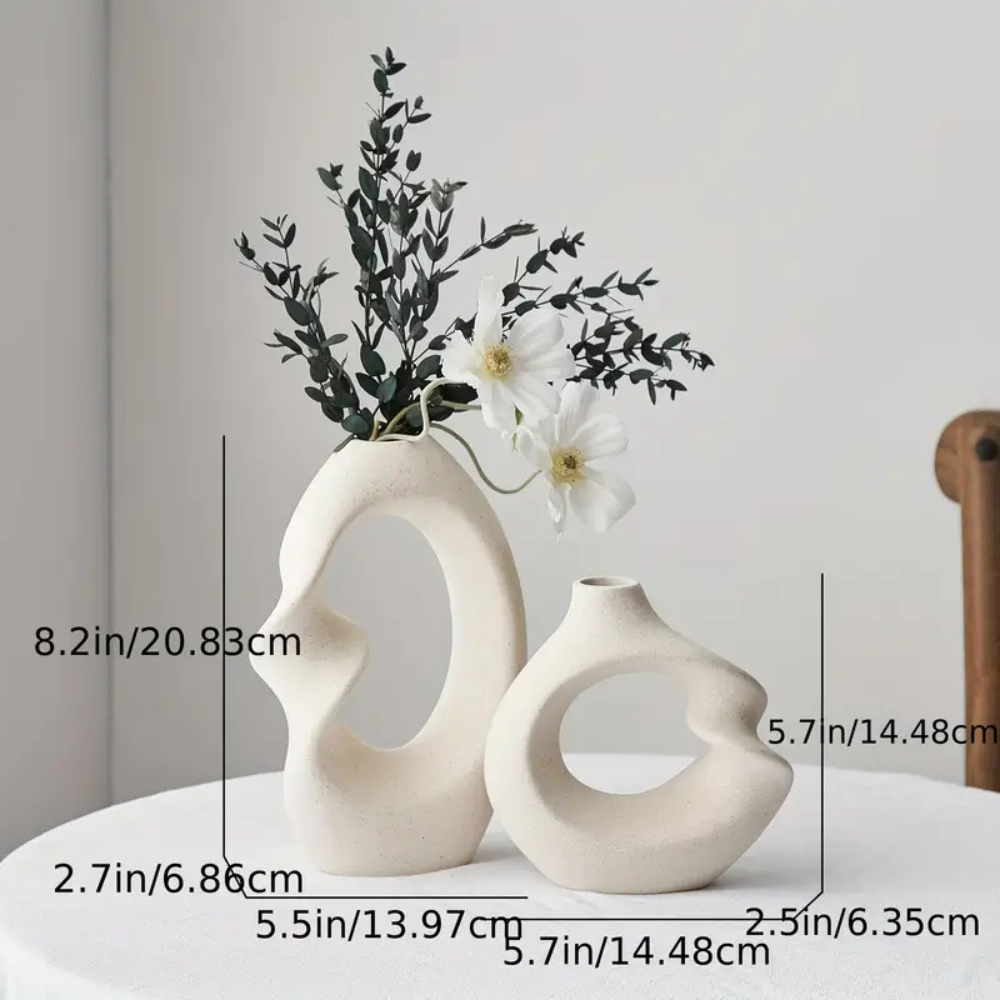 Set of 2 White Modern Chic Vases