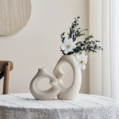 Set of 2 White Modern Chic Vases