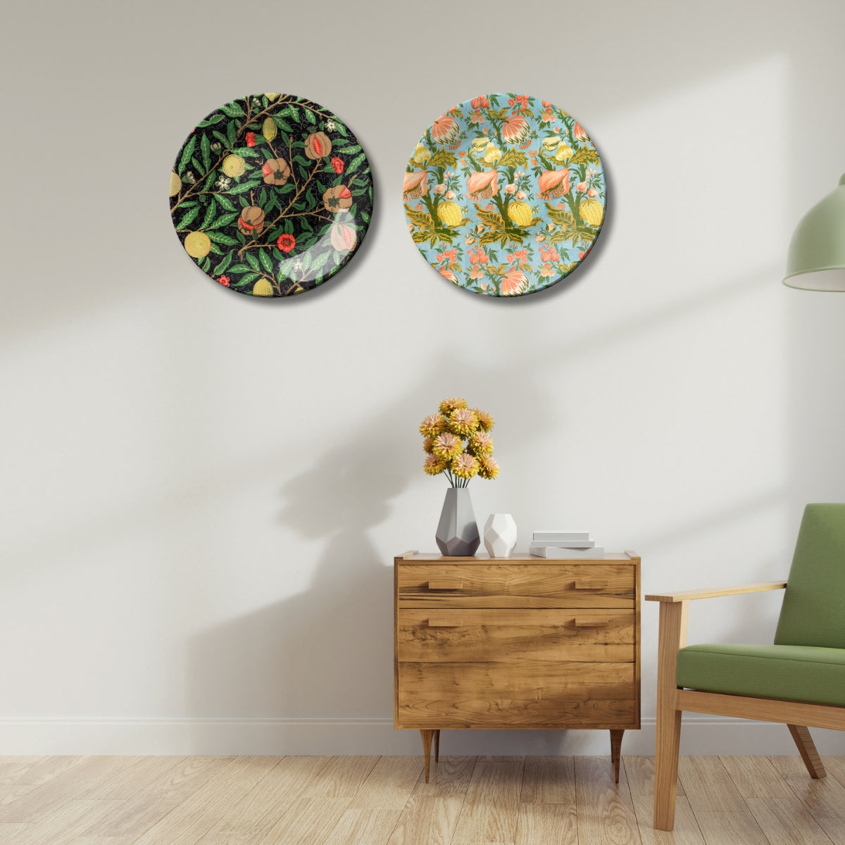 Set of 2 Tropical Summer Garden Ceramic Wall Plates Home Décor